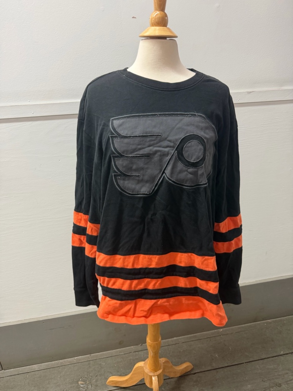 Philadelphia Flyers Long Sleeve Jersey Style Shirt Black XL